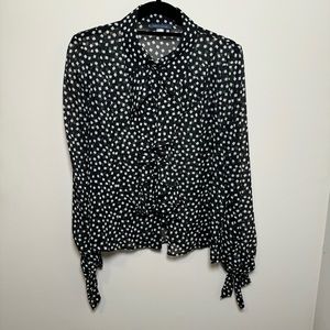 Tommy Hilfiger ruffle front button down blouse in black and white print, Size S